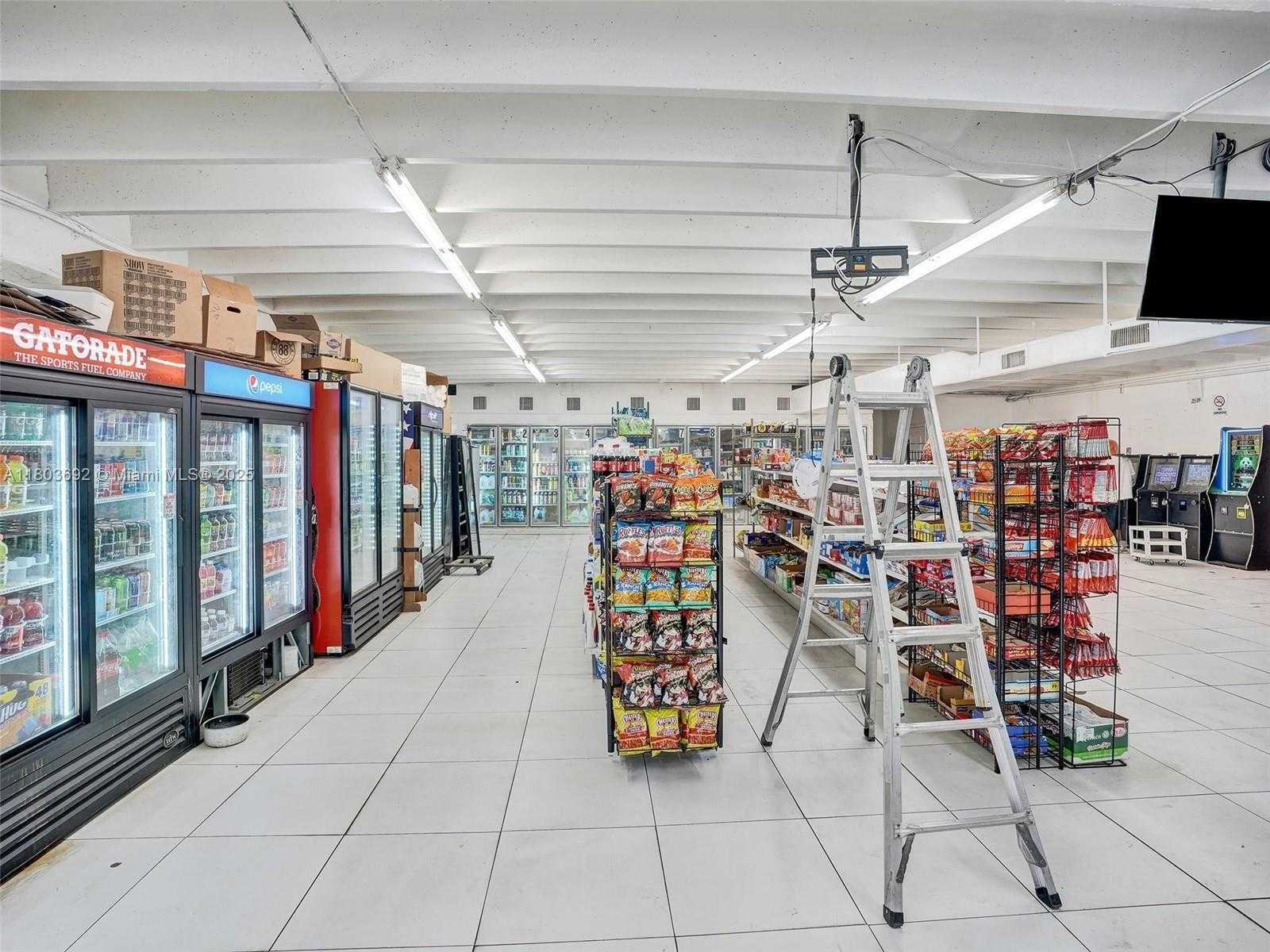 Small Image of 844 NORTH WEST 10TH TER, Fort Lauderdale Number 18