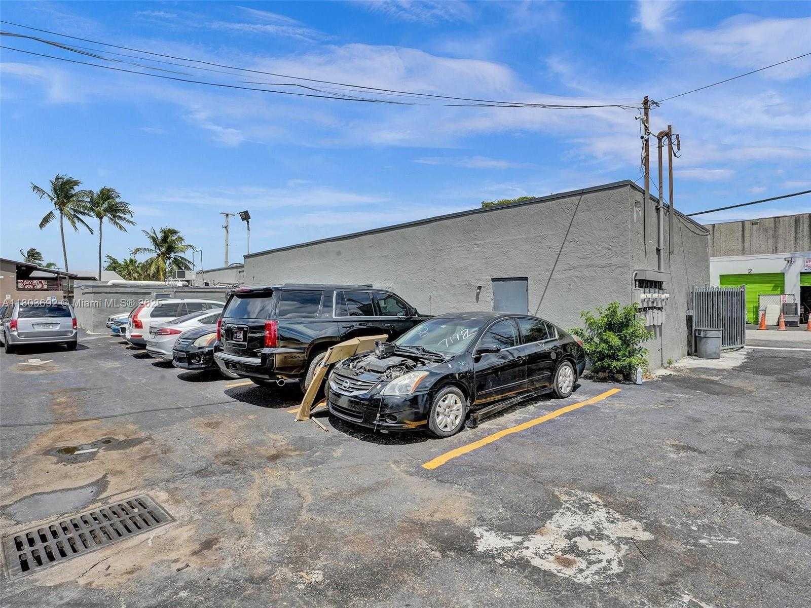 Small Image of 844 NORTH WEST 10TH TER, Fort Lauderdale Number 9