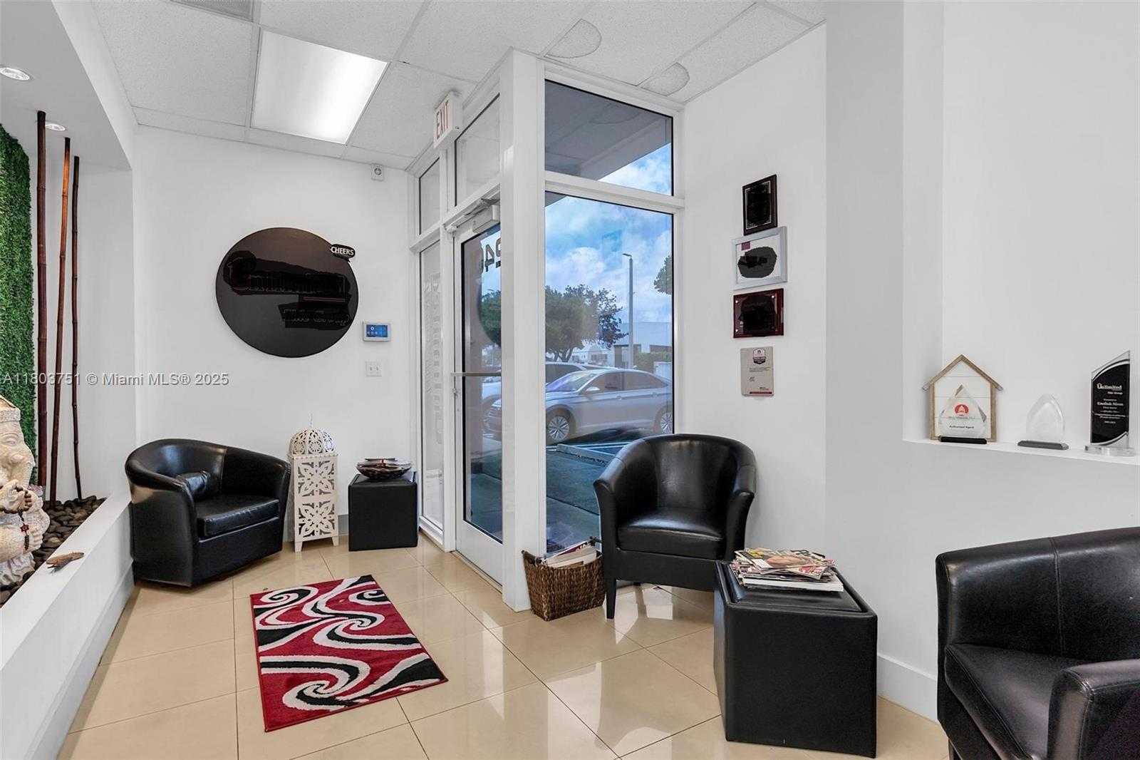 Small Image of 2400 NORTH WEST 87TH PL #2400-2402, Doral Number 18