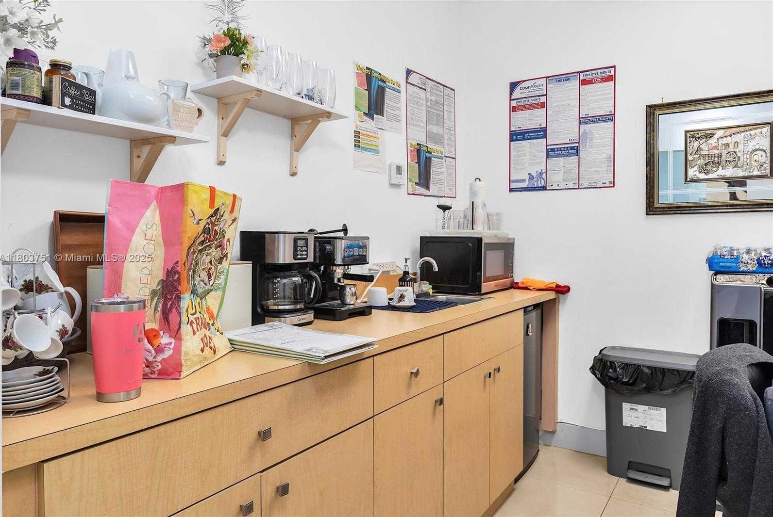 Small Image of 2400 NORTH WEST 87TH PL #2400-2402, Doral Number 21