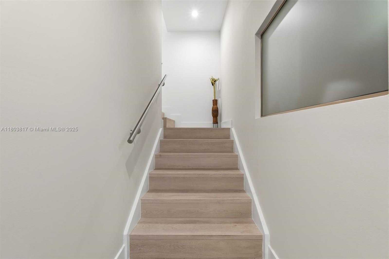 Small Image of 7774 NORTH WEST 46TH ST, Doral Number 14