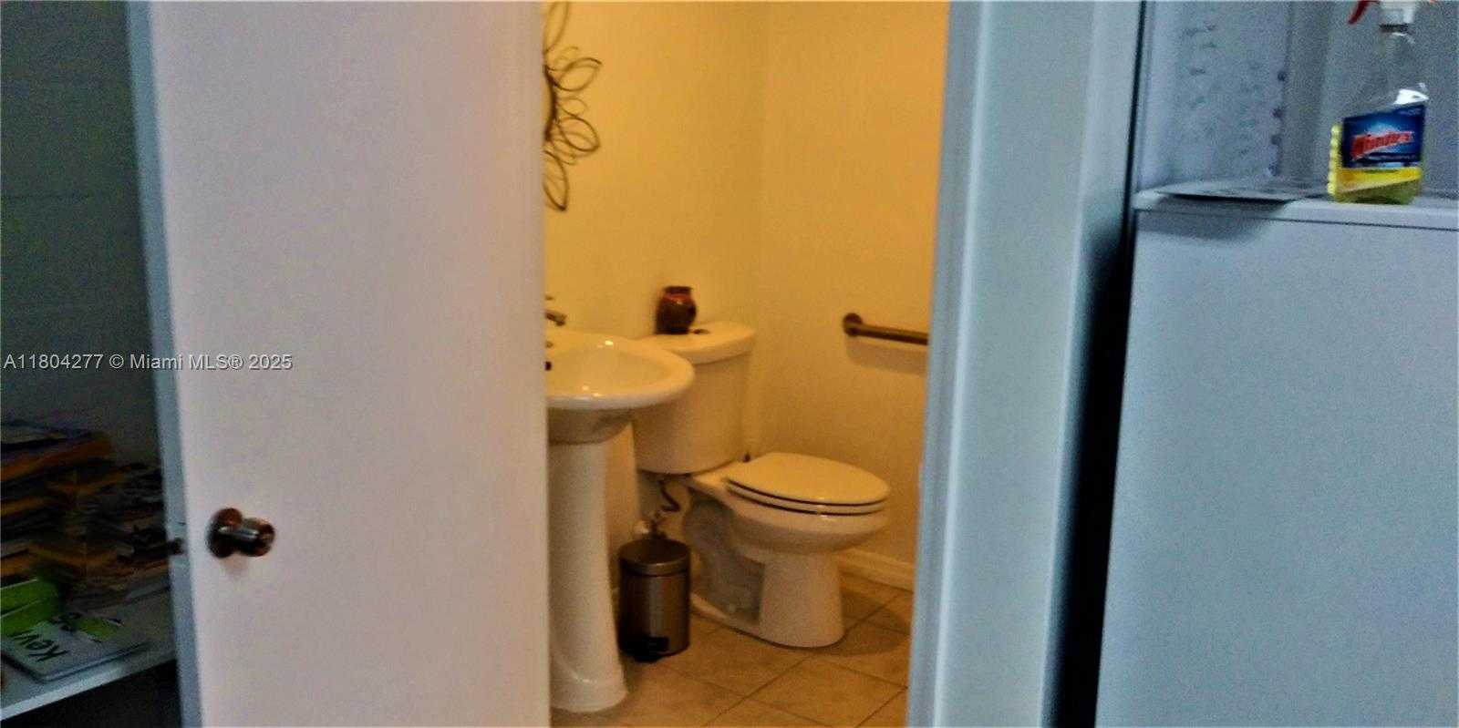 Small Image of 13028 SOUTH WEST 120TH ST #9, Miami Number 17