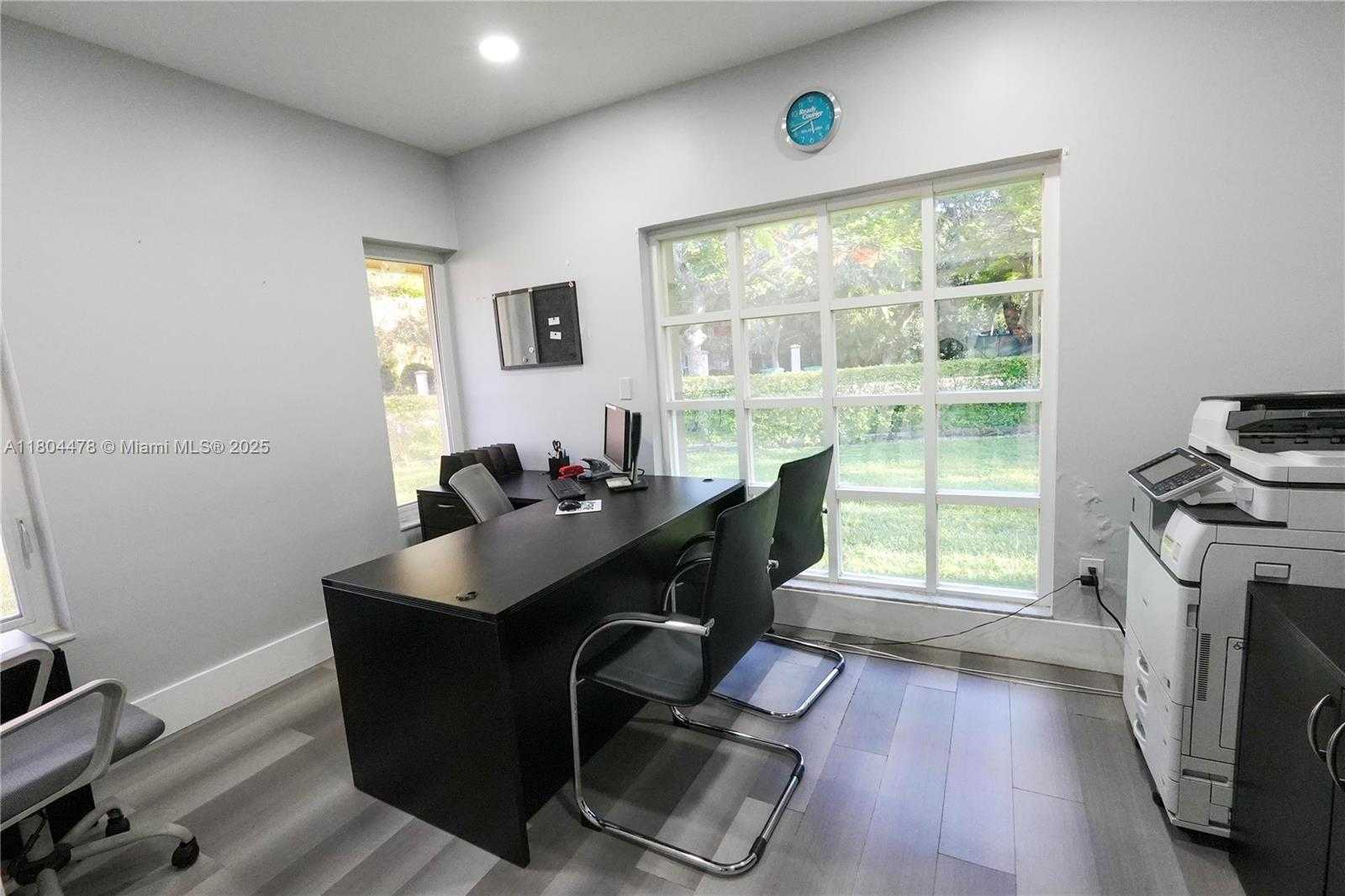 Small Image of 8125 SOUTH WEST 120TH ST, Pinecrest Number 13