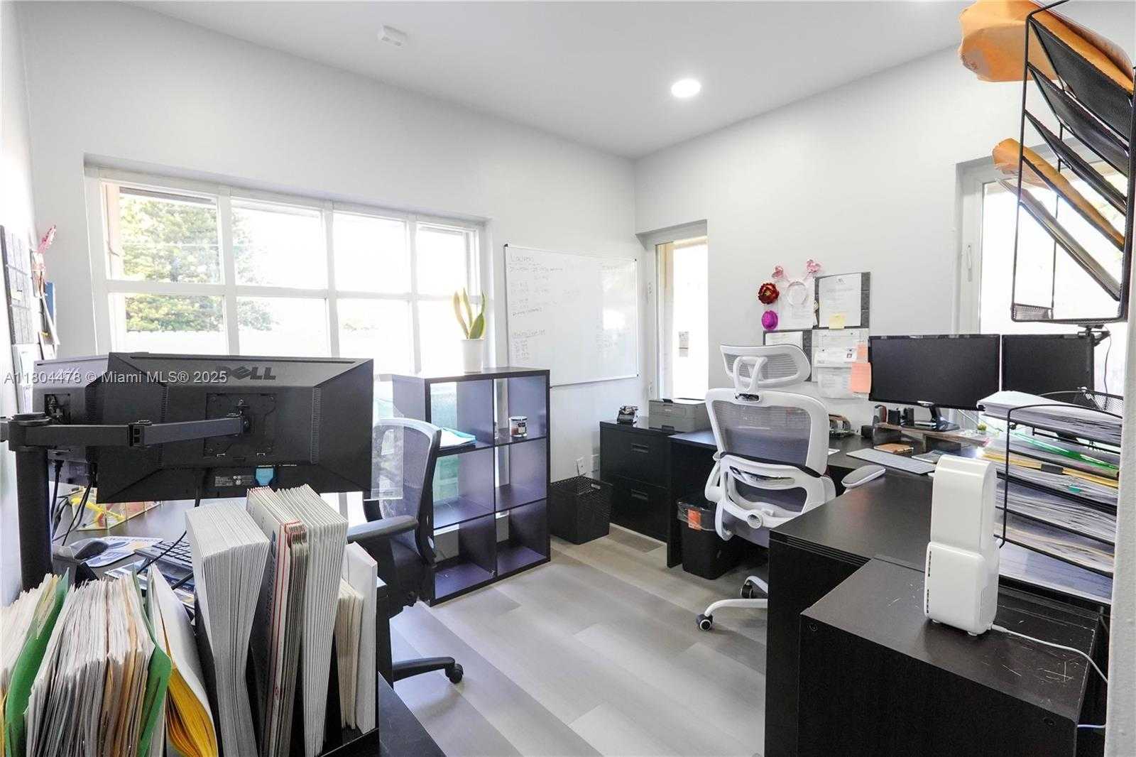 Small Image of 8125 SOUTH WEST 120TH ST, Pinecrest Number 27