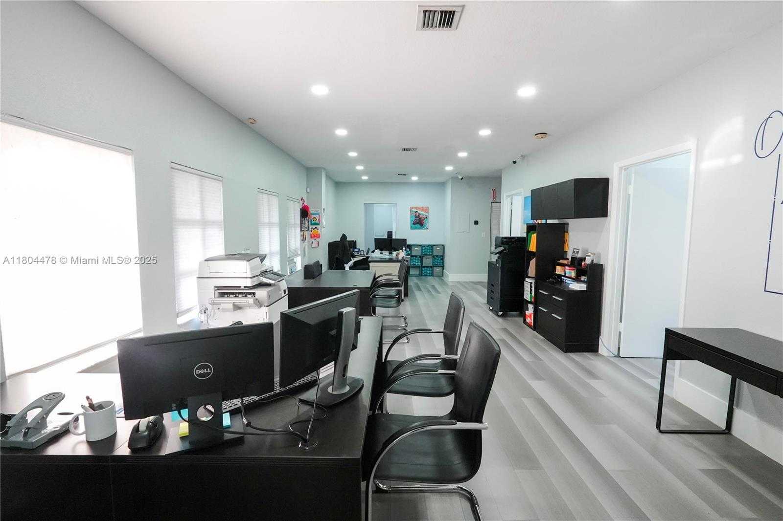 Small Image of 8125 SOUTH WEST 120TH ST, Pinecrest Number 6