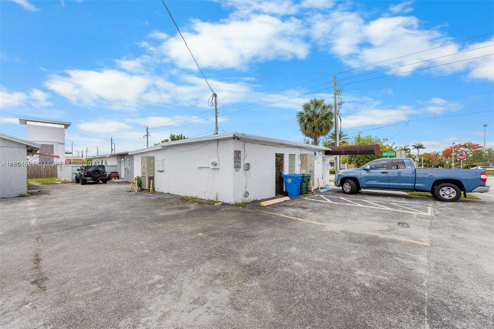 Small Image of 401 EAST OAKLAND PARK BLVD, Oakland Park Number 26