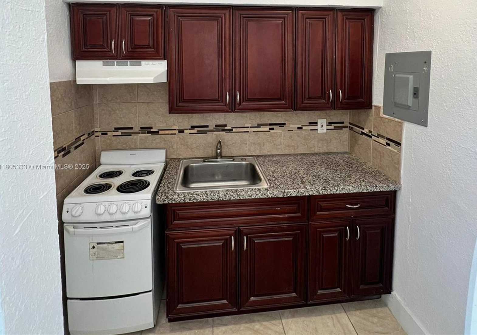 Small Image of 1265 SHARAZAD BLVD, Opa-Locka Number 11