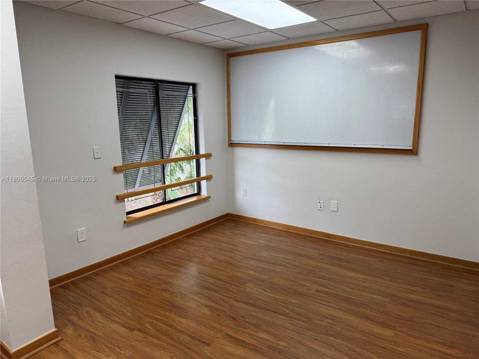 Small Image of 13275 SOUTH WEST 124TH ST, Miami Number 15