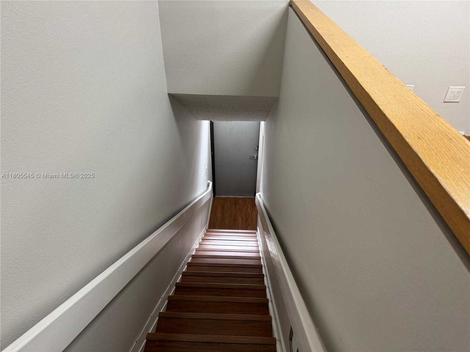 Small Image of 13275 SOUTH WEST 124TH ST, Miami Number 8