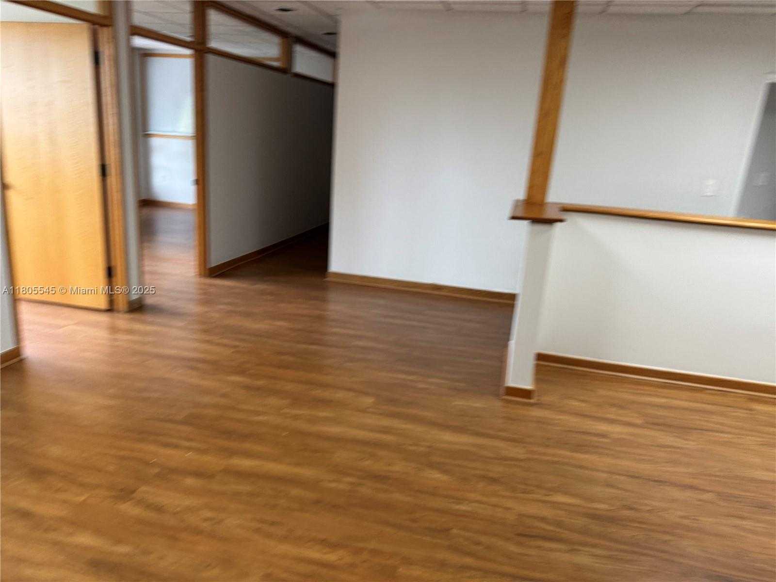 Small Image of 13275 SOUTH WEST 124TH ST, Miami Number 9