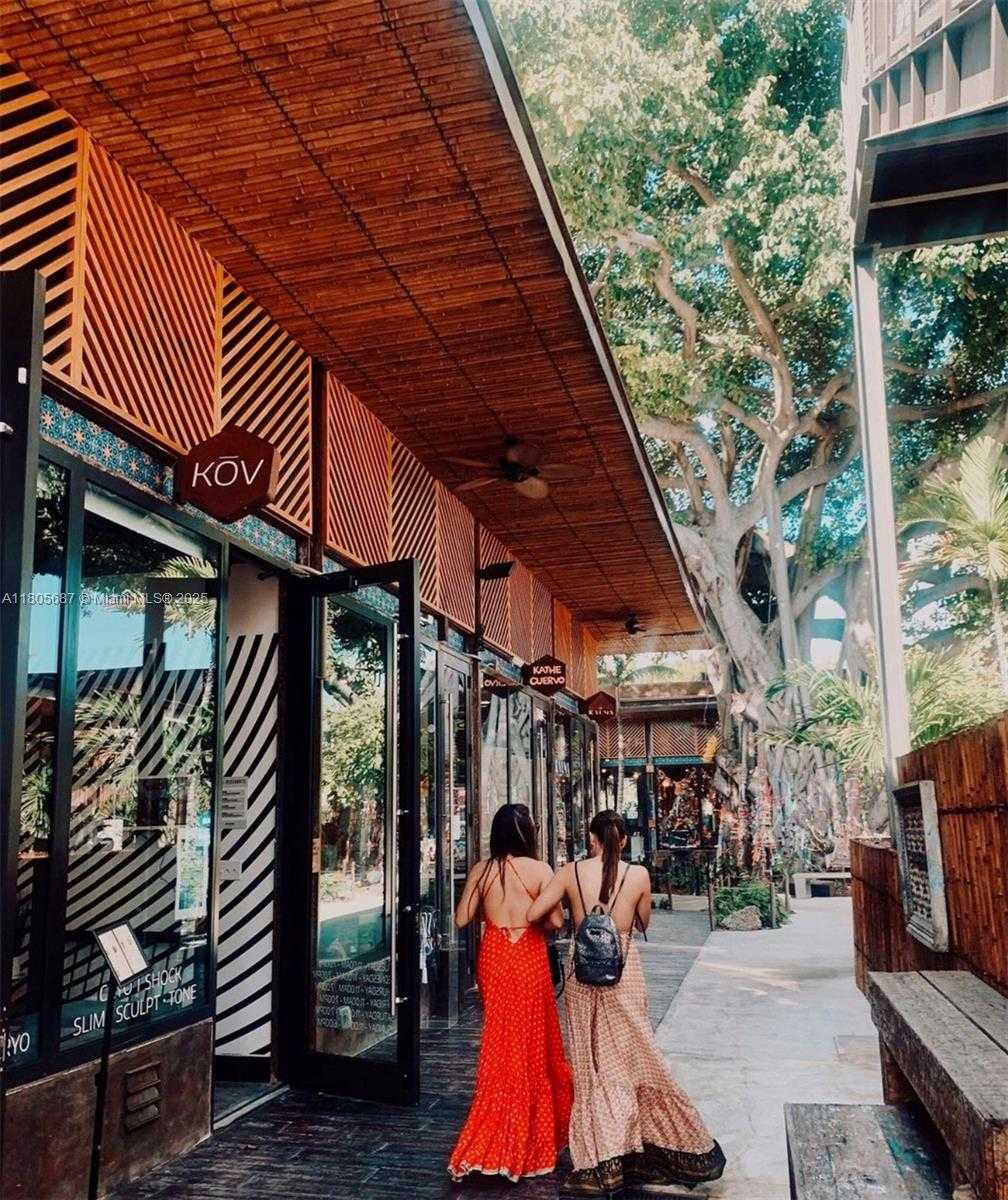 Small Image of 5026 NORTH EAST 2ND AVE, Miami Number 3