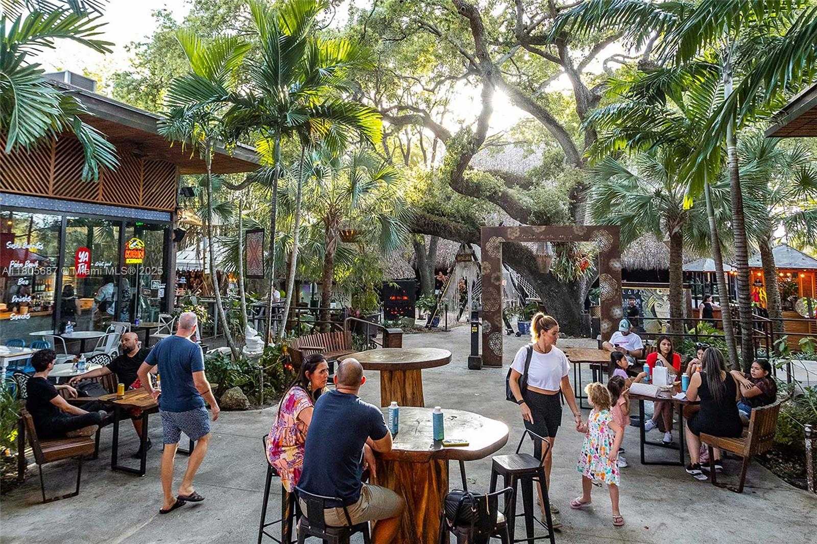 Small Image of 5026 NORTH EAST 2ND AVE, Miami Number 4