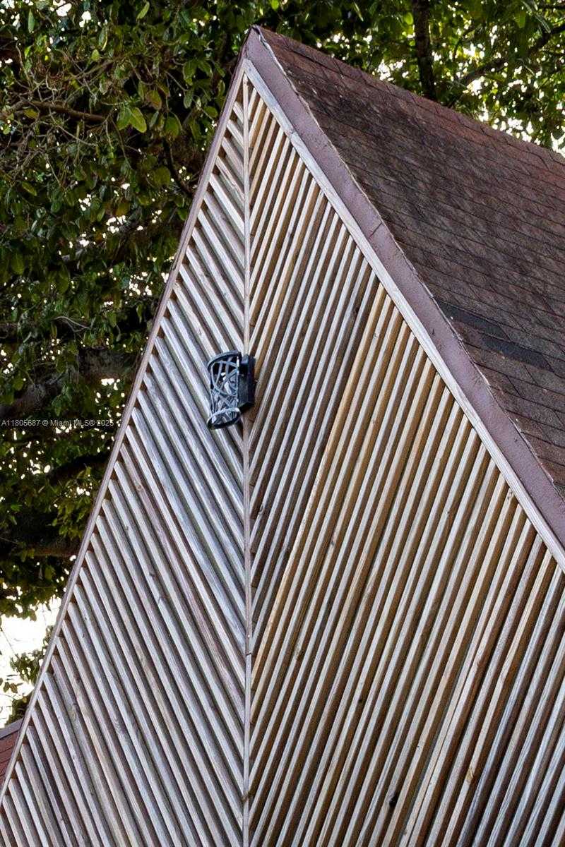 Small Image of 5026 NORTH EAST 2ND AVE, Miami Number 5