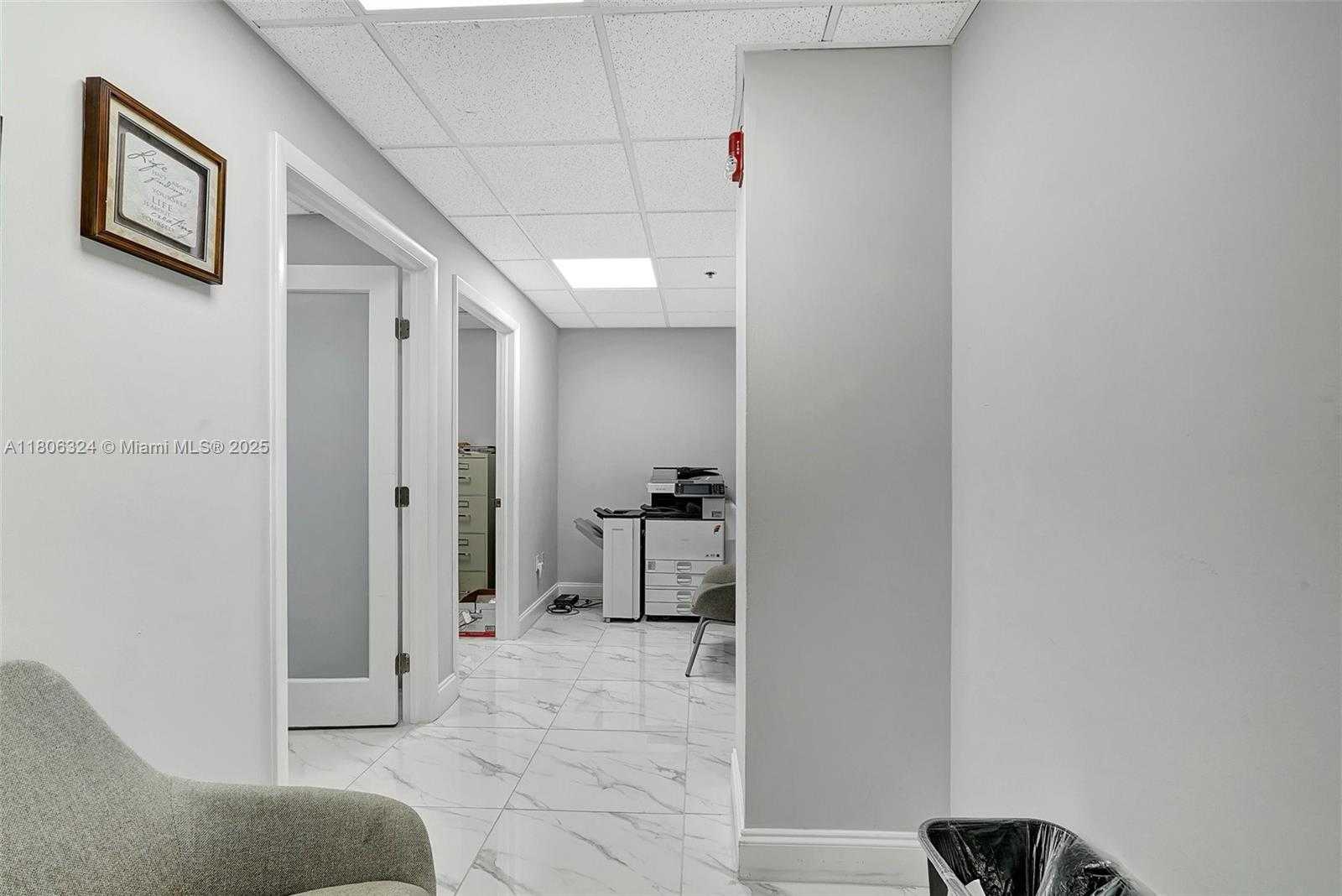 Small Image of 12550 BISCAYNE BLVD #702, North Miami Number 11