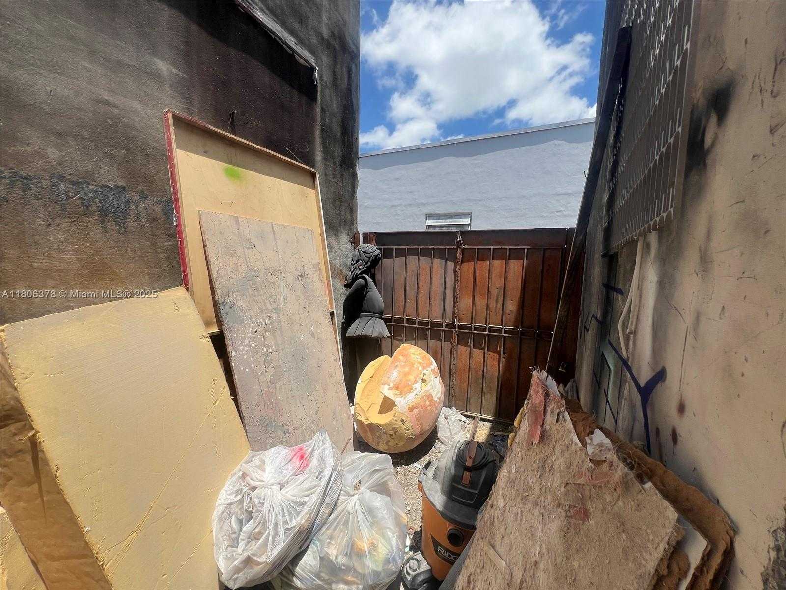 Small Image of 1325 EAST 10TH AVE #3, Hialeah Number 13