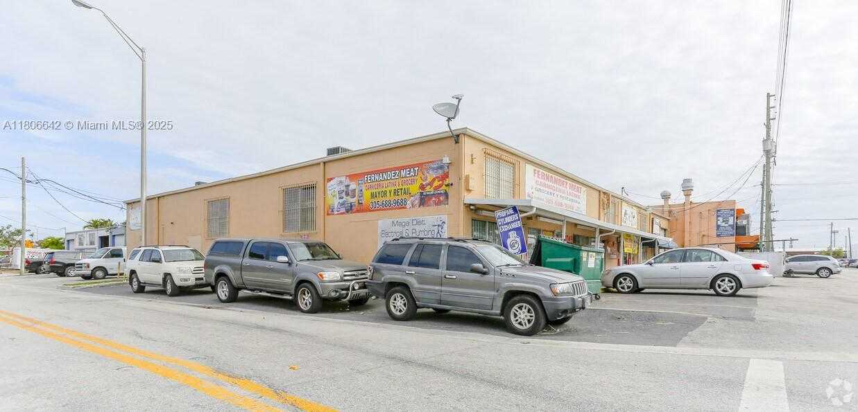 Small Image of 4125 EAST 10TH CT, Hialeah Number 4