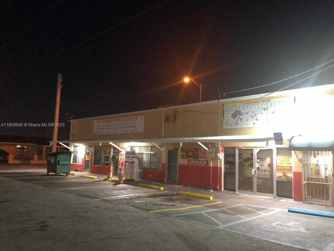 Small Image of 4125 EAST 10TH CT, Hialeah Number 9