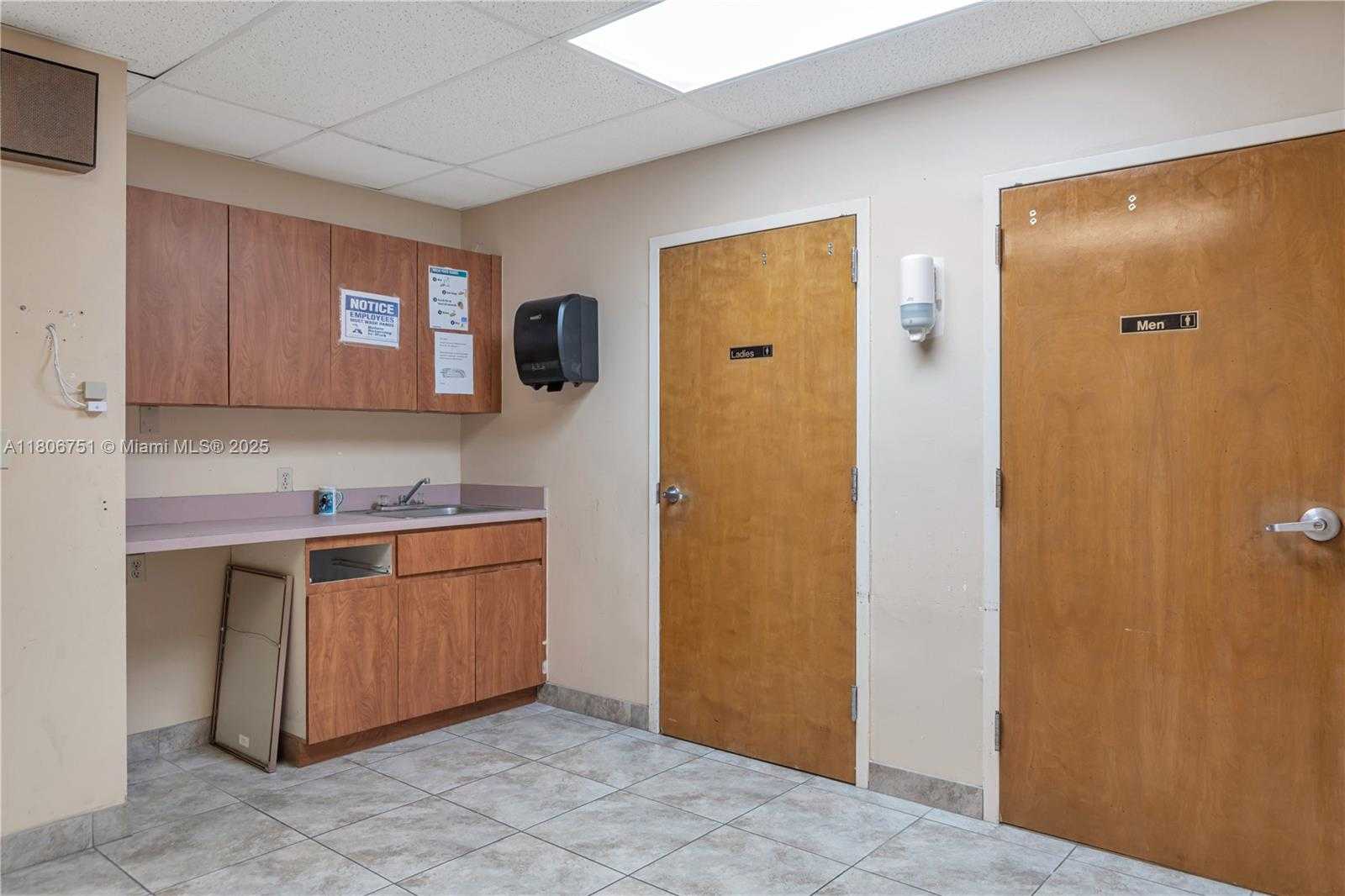 Small Image of 901 NORTH WEST 11TH AVE, Fort Lauderdale Number 22