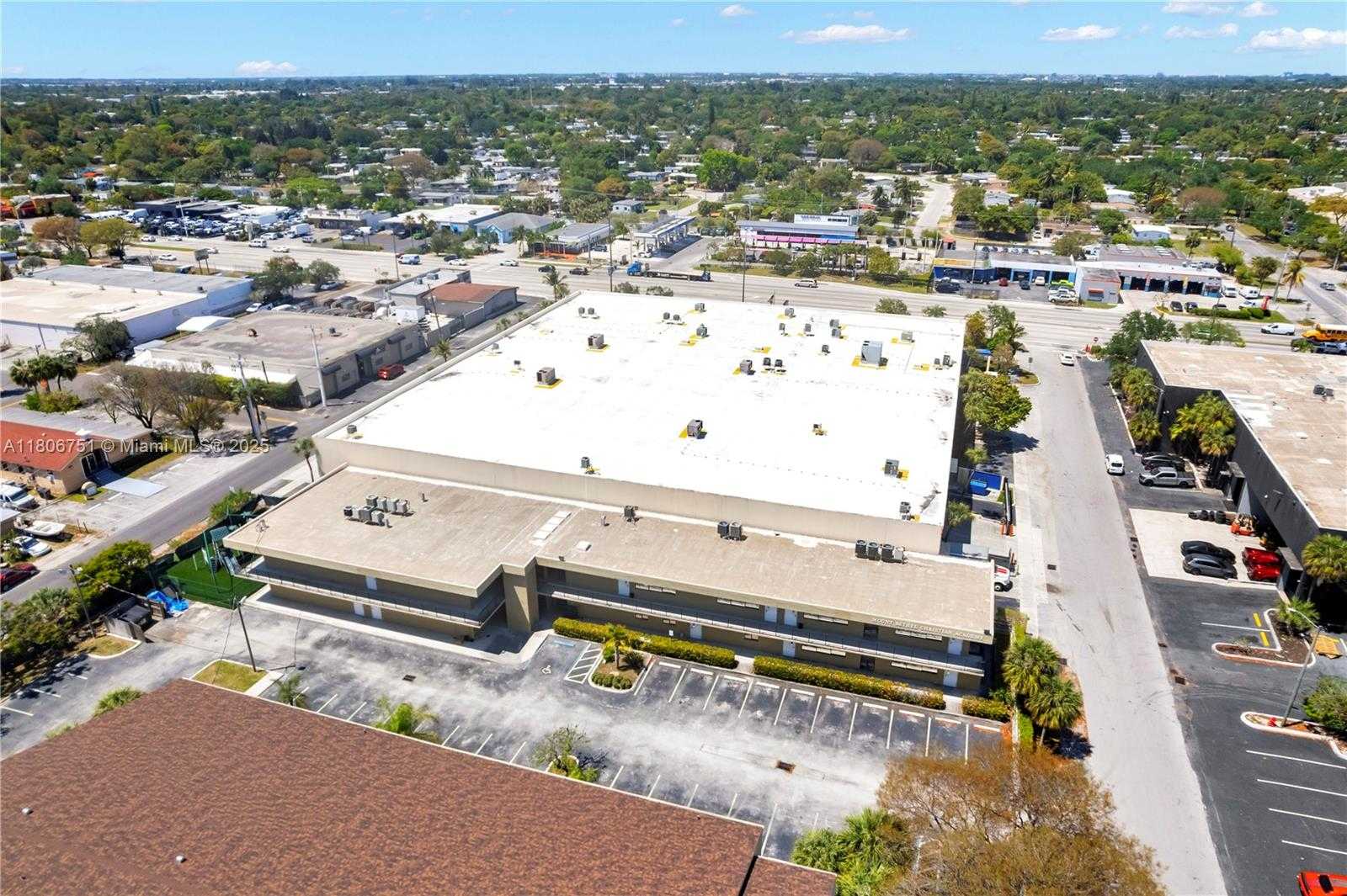 Small Image of 901 NORTH WEST 11TH AVE, Fort Lauderdale Number 3