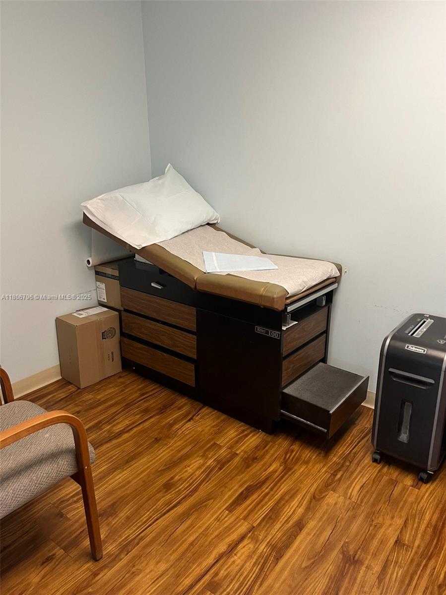 Small Image of 1378 CORAL WAY #3, Miami Number 12