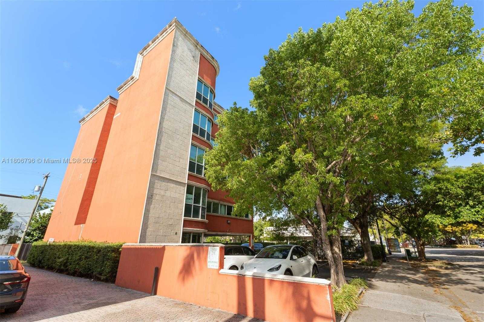 Small Image of 1378 CORAL WAY #3, Miami Number 2