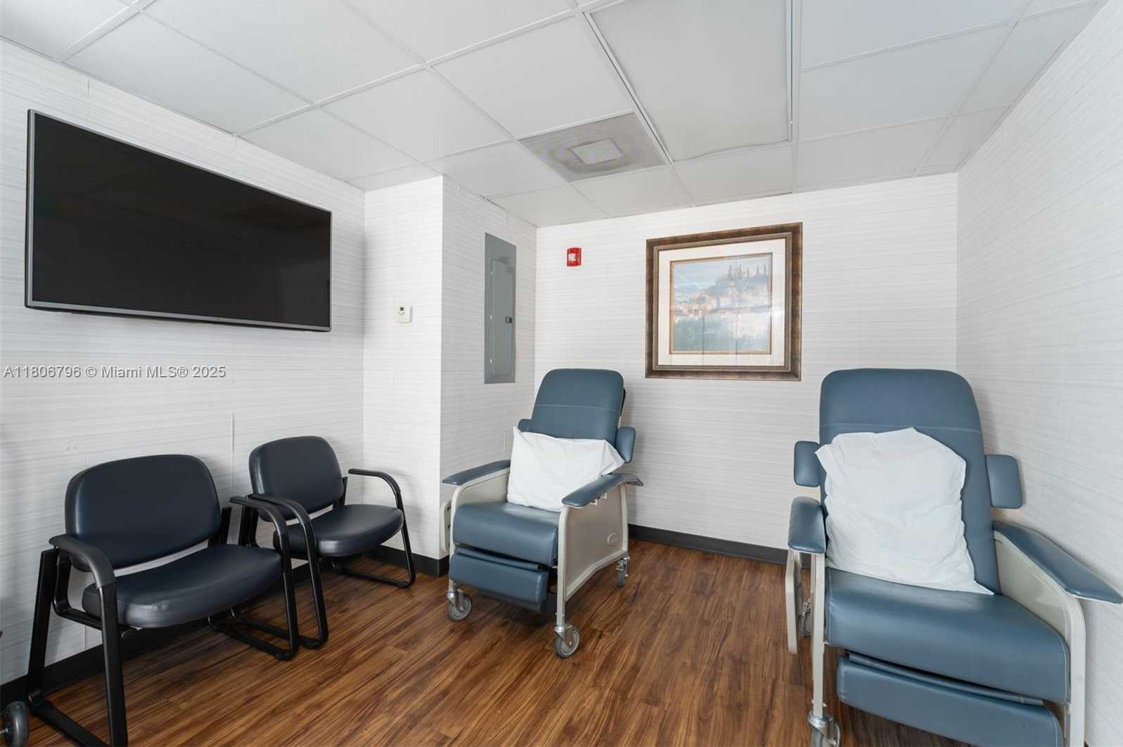 Small Image of 1378 CORAL WAY #3, Miami Number 5