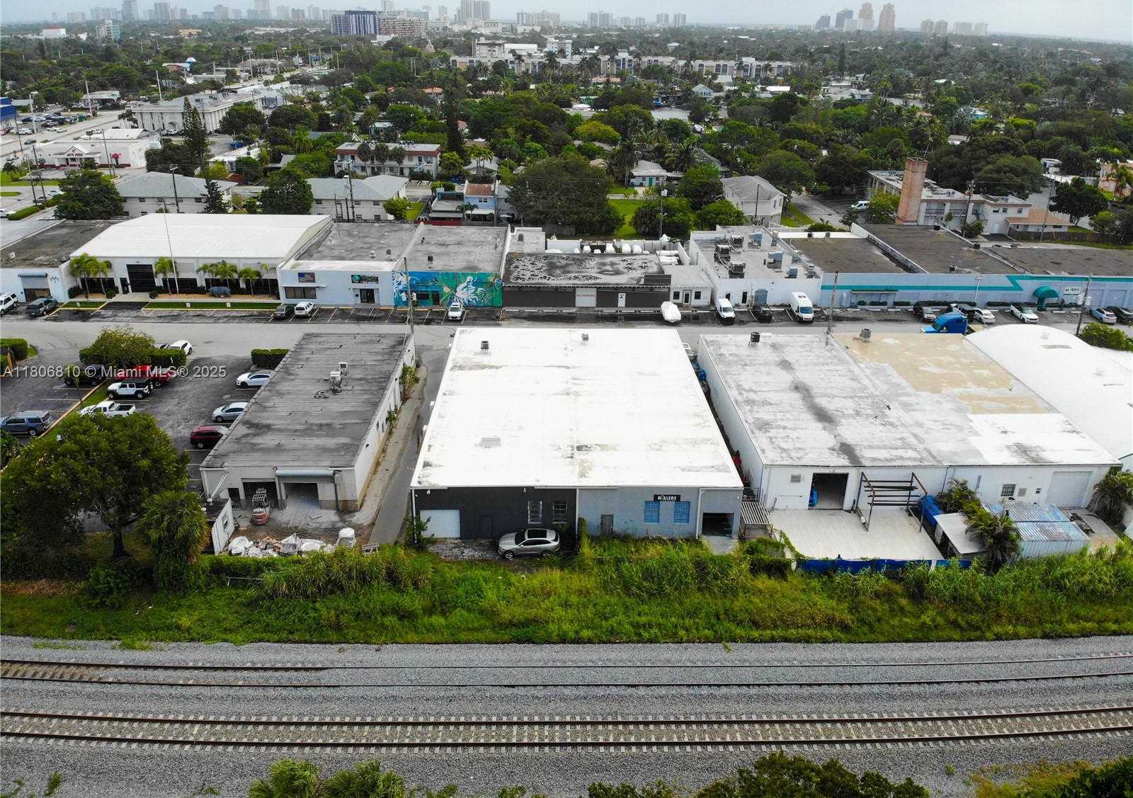 Small Image of 3031 NORTH EAST 12TH TER, Oakland Park Number 16