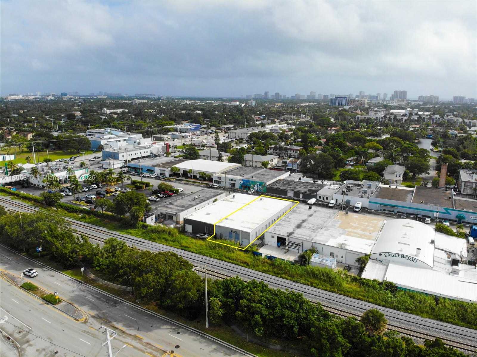 Small Image of 3031 NORTH EAST 12TH TER, Oakland Park Number 8