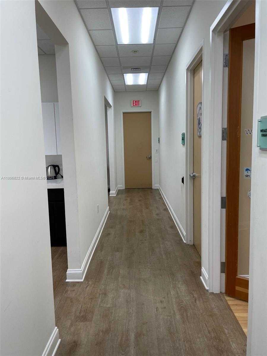 Small Image of 803 SHOTGUN RD #105, Sunrise Number 3