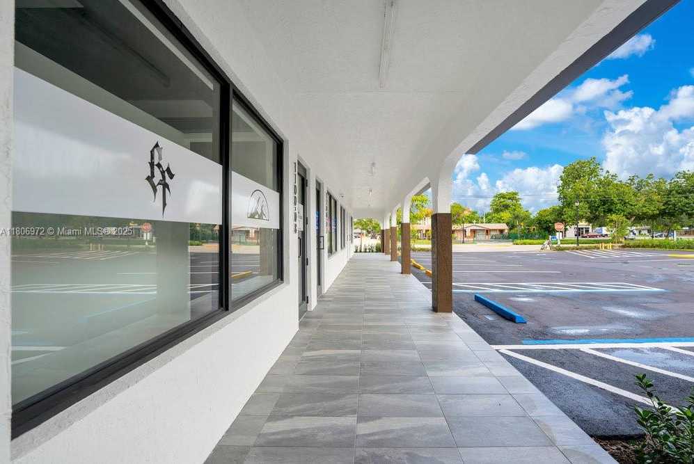 Small Image of 1100 SUNSET STRIP #1100-04, Sunrise Number 13