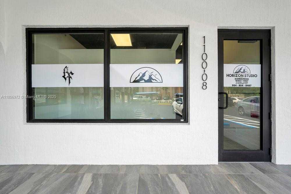 Small Image of 1100 SUNSET STRIP #1100-04, Sunrise Number 15