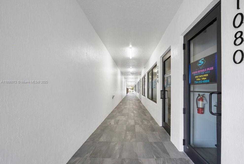 Small Image of 1100 SUNSET STRIP #1100-04, Sunrise Number 9