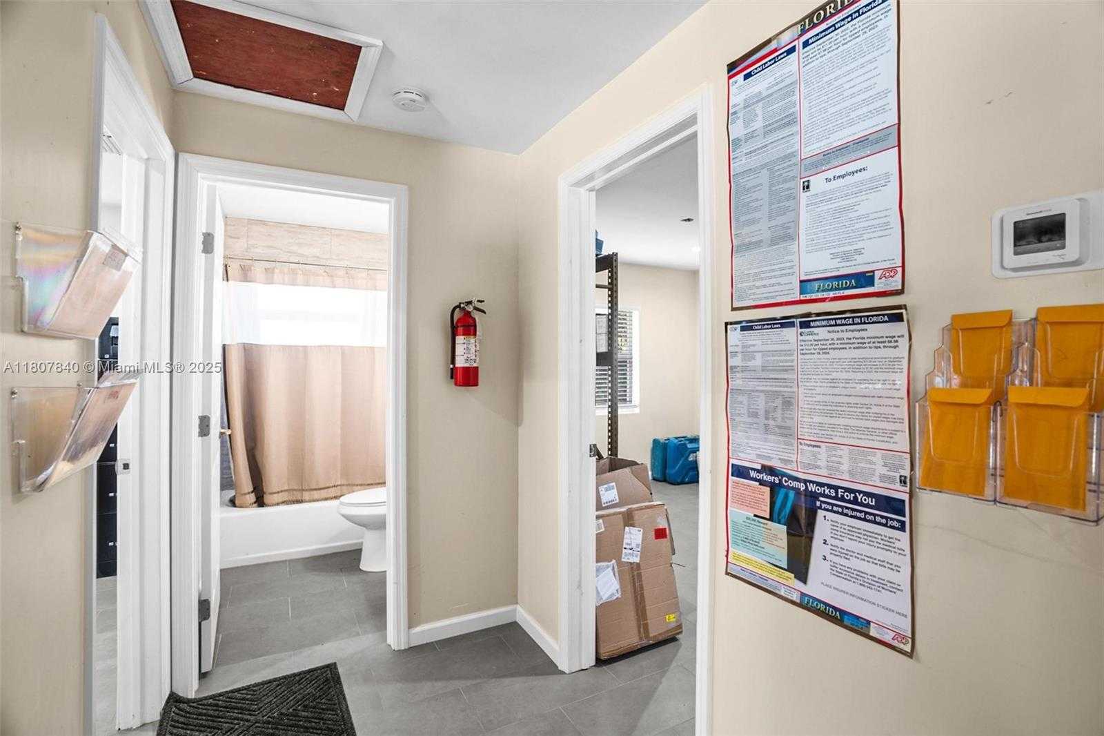 Small Image of 4736 LAKE WORTH RD, Green Acres Number 16