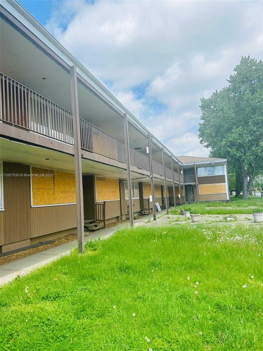 Small Image of 16501 GREENFIELD, Out of City Number 4