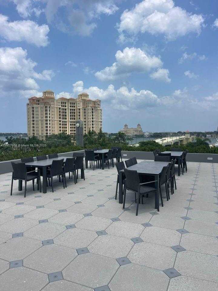 Small Image of 515 NORTH FLAGLER DR, West Palm Beach Number 12