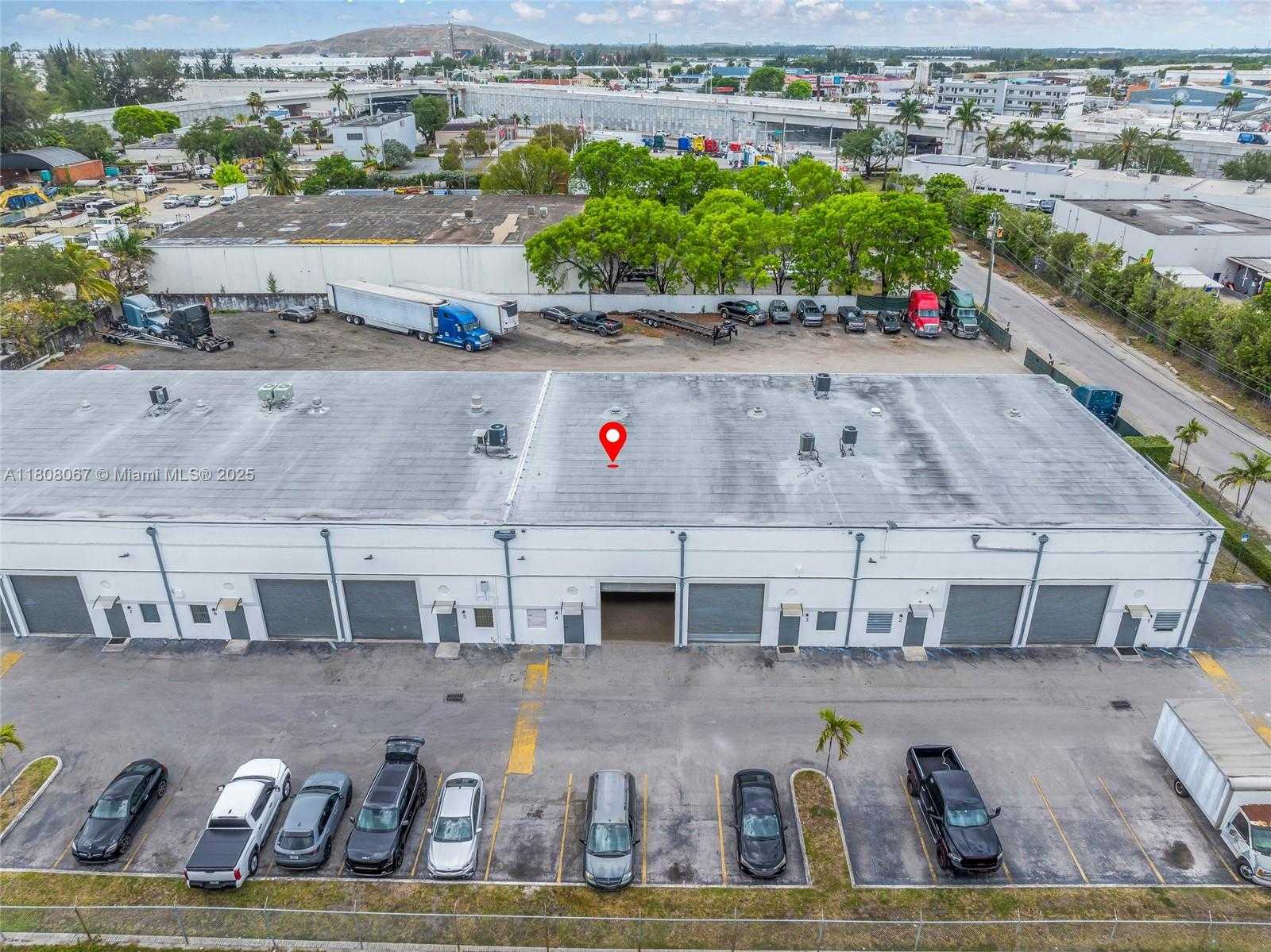 Small Image of 12101 NORTH WEST 98TH AVE, Hialeah Gardens Number 10