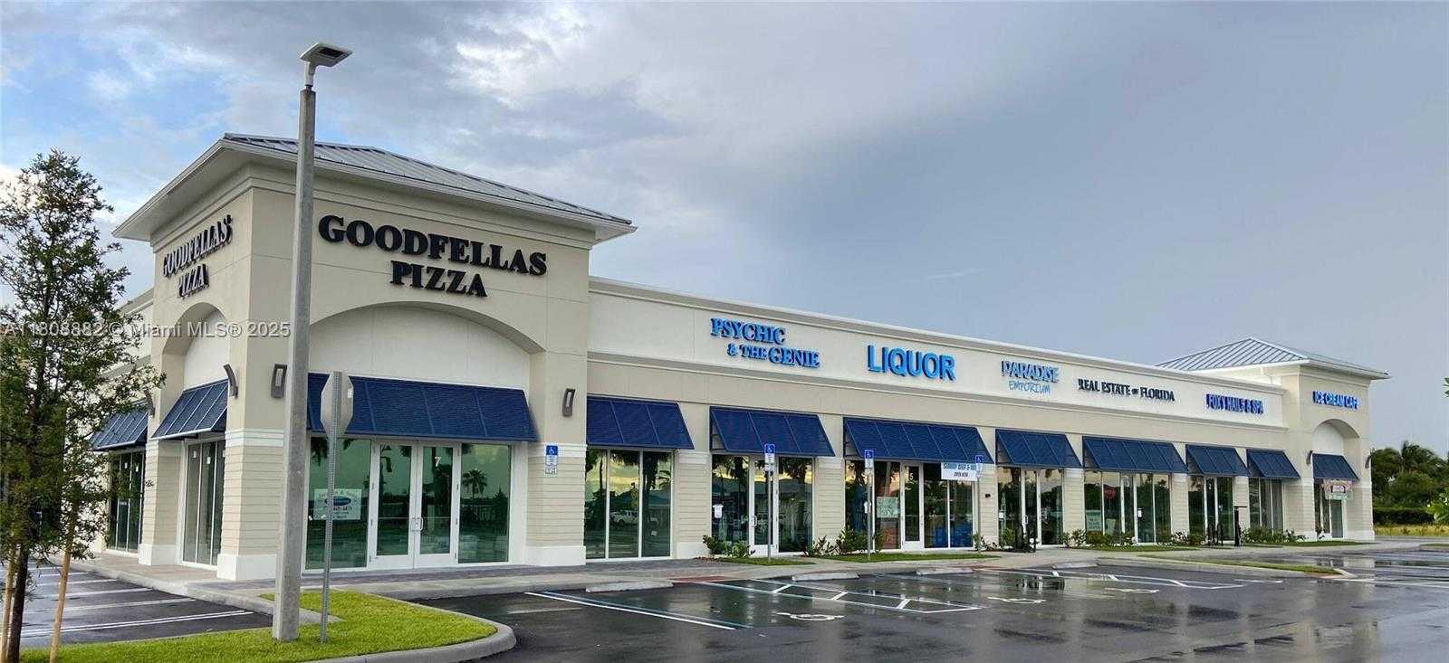 Small Image of 825 SEAWAY DR, Fort Pierce Number 3