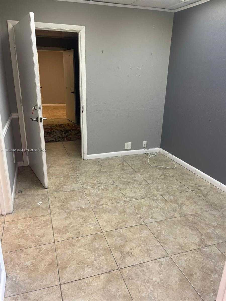 Small Image of 2331 NORTH STATE ROAD 7 #121, Lauderhill Number 6