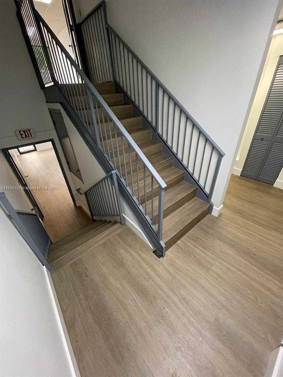 Small Image of 9387 NORTH WEST 13TH ST #7, Doral Number 12