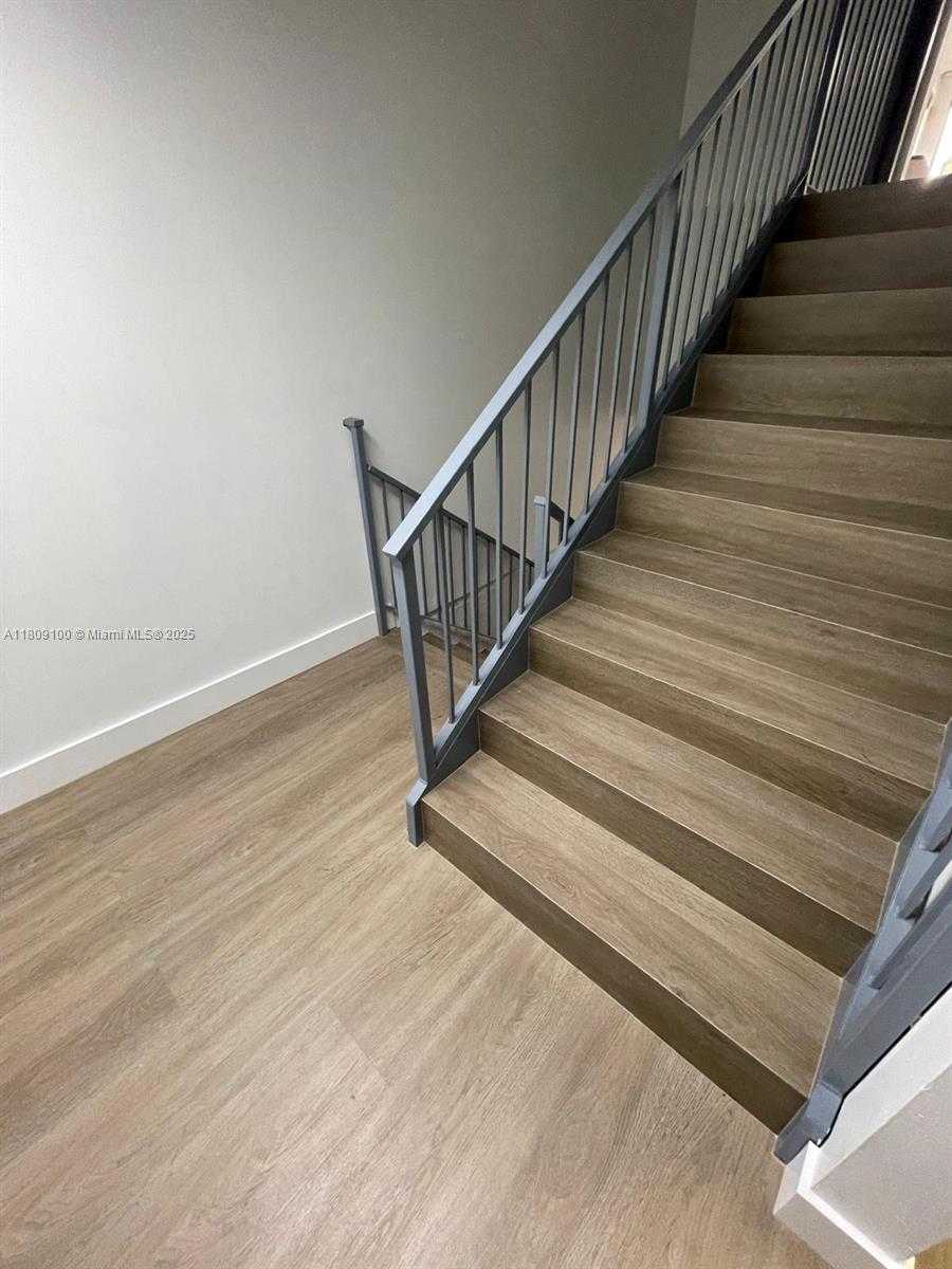 Small Image of 9387 NORTH WEST 13TH ST #7, Doral Number 9