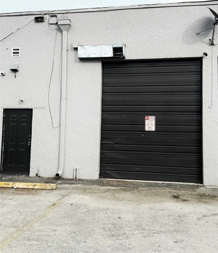 Small Image of 3960 WEST 16TH AVE #204, Hialeah Number 12