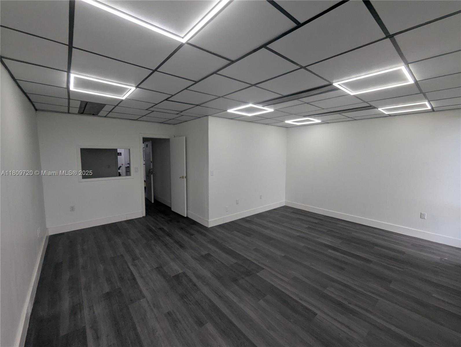 Small Image of 633 NORTH EAST 167TH ST #619, North Miami Beach Number 5