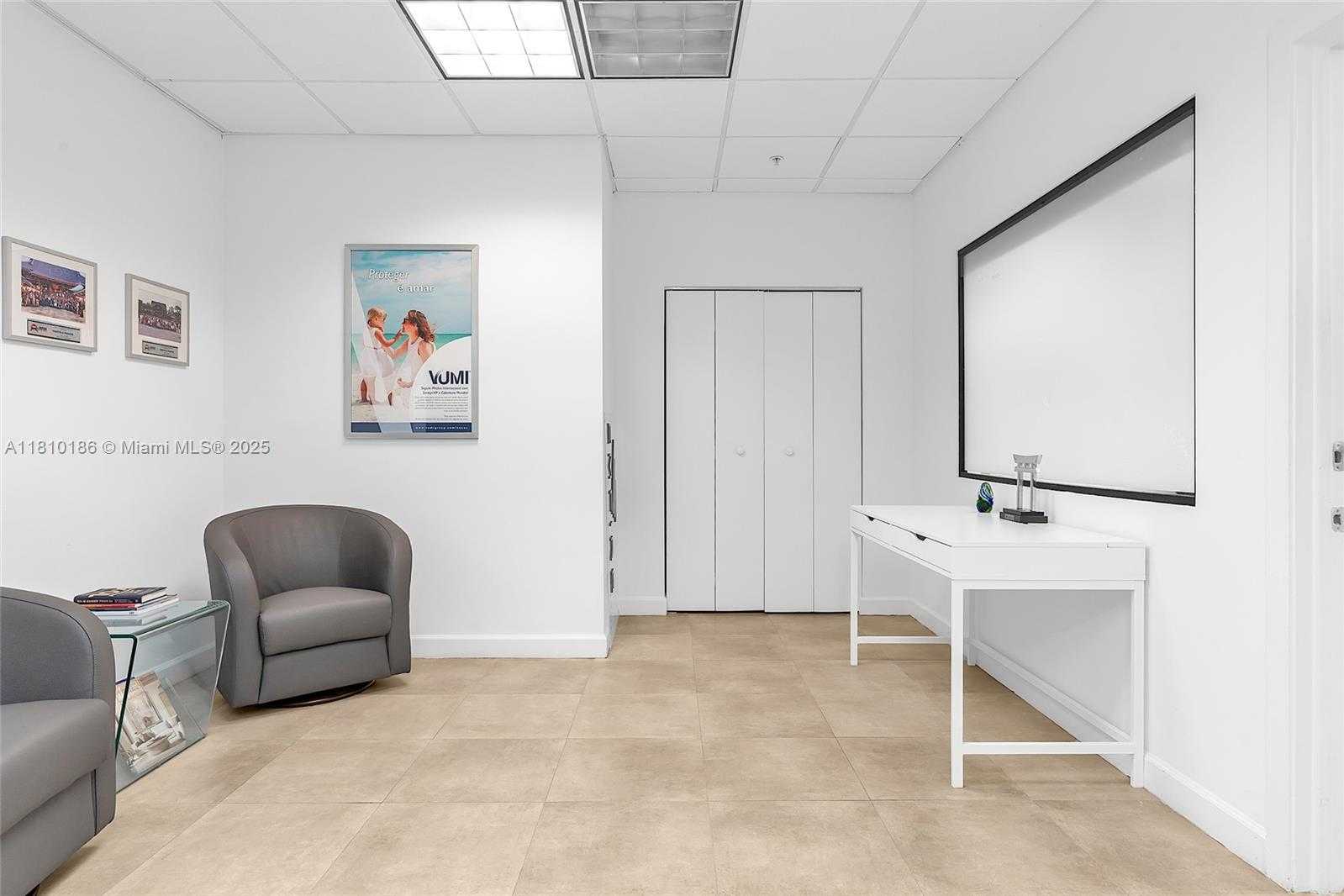 Small Image of 1110 BRICKELL AVE #806, Miami Number 16