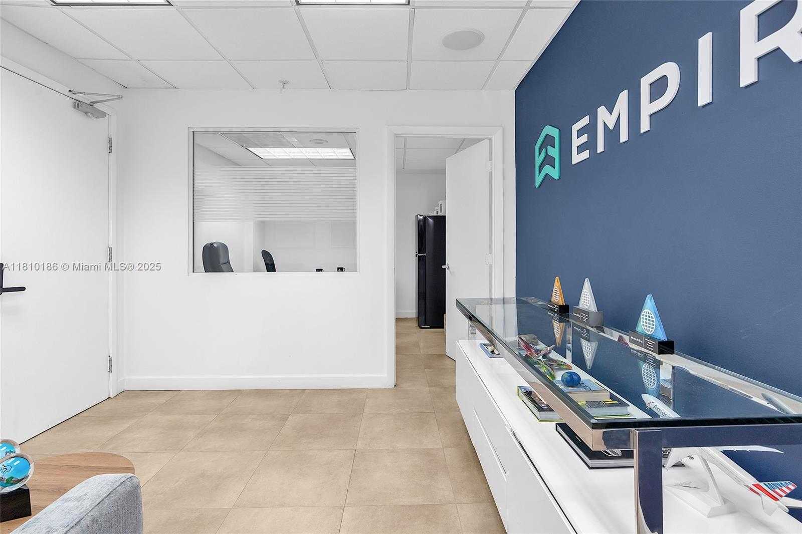 Small Image of 1110 BRICKELL AVE #806, Miami Number 26