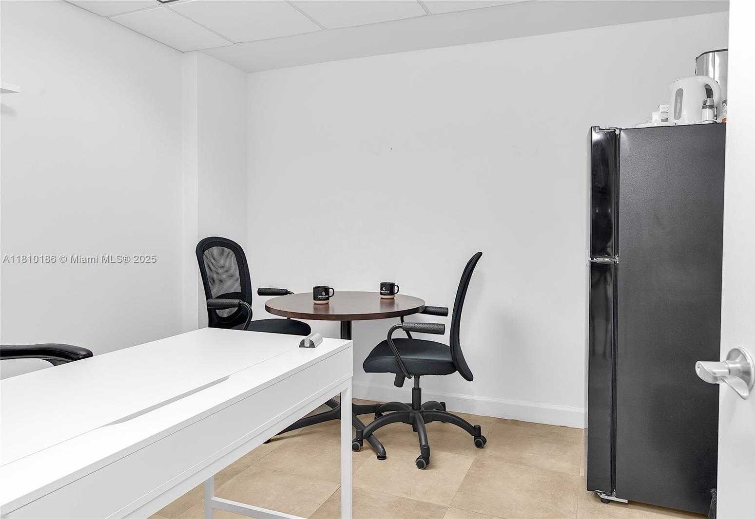 Small Image of 1110 BRICKELL AVE #806, Miami Number 28