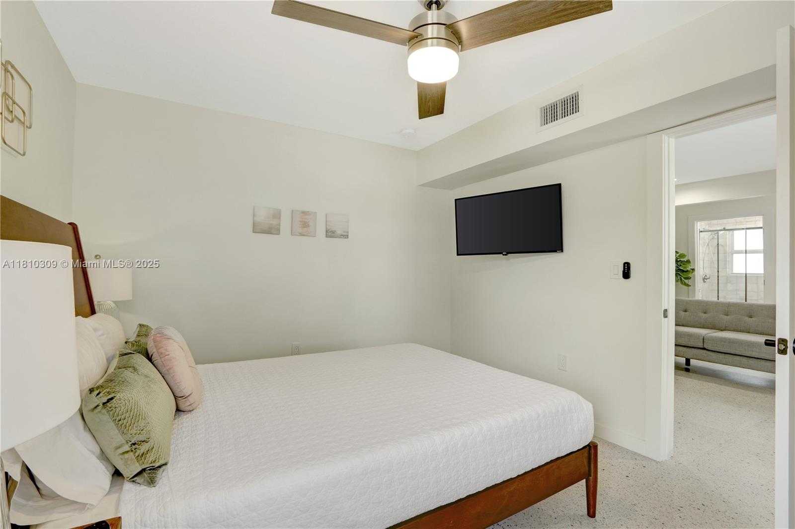 Small Image of Delray Beach Number 17