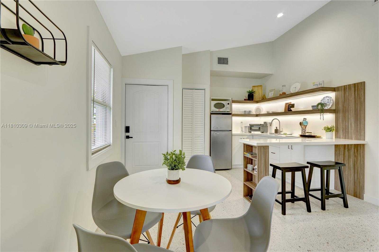 Small Image of Delray Beach Number 52