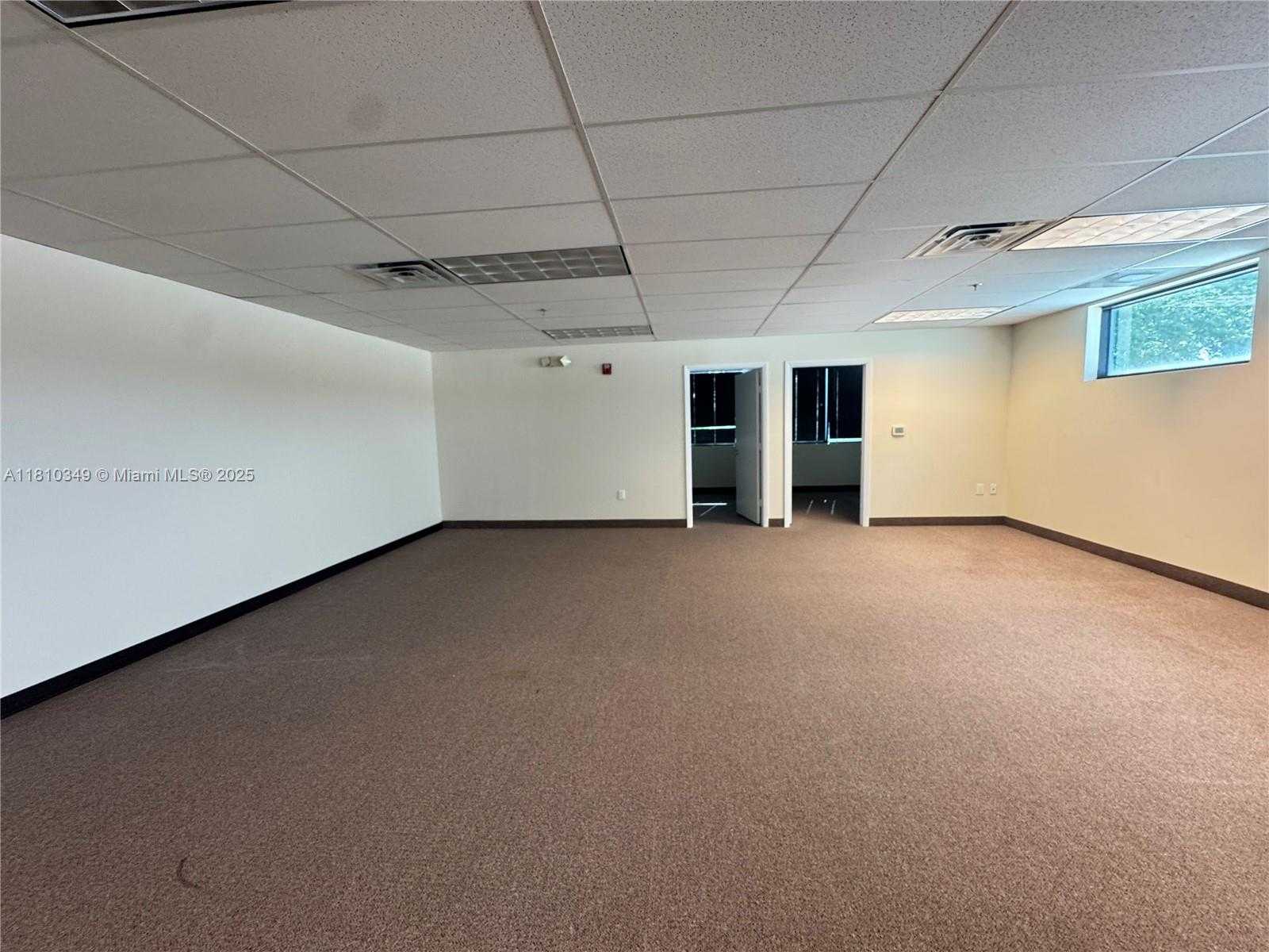 Small Image of 2870 STIRLING RD, Hollywood Number 13