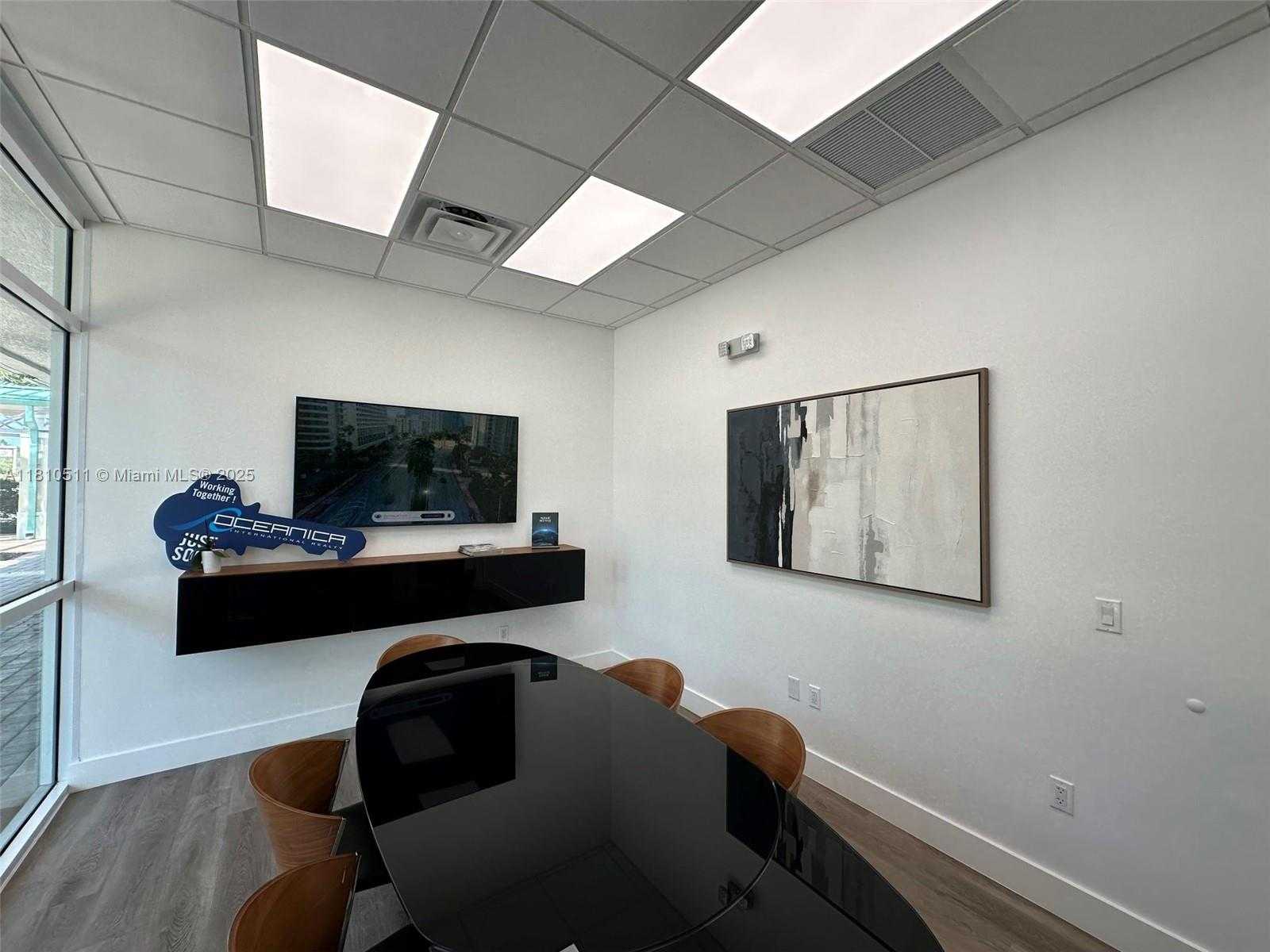Small Image of 4875 VOLUNTEER RD #200, Davie Number 4