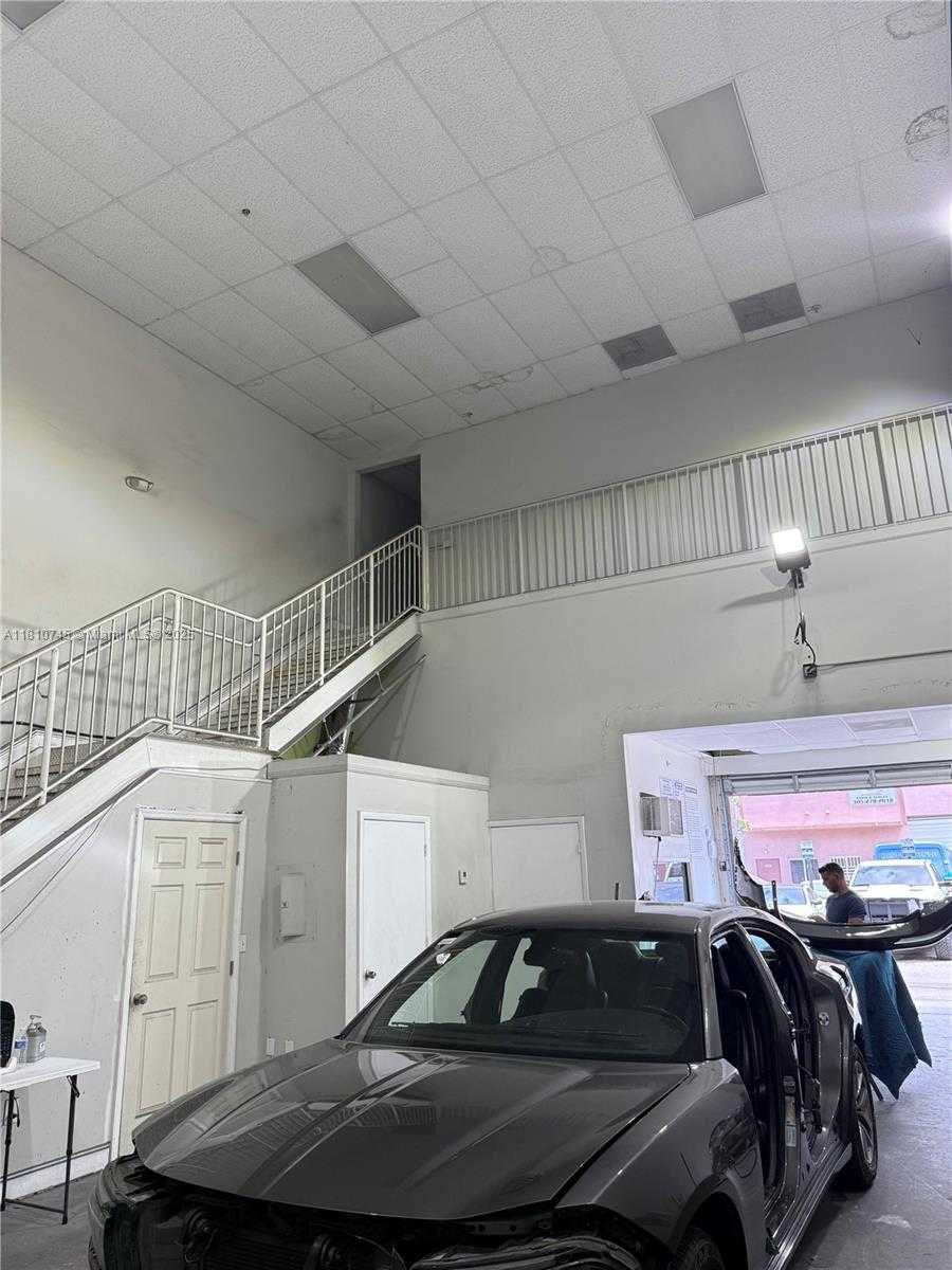 Small Image of 16723 SOUTH WEST 117TH AVE #6F, Miami Number 2